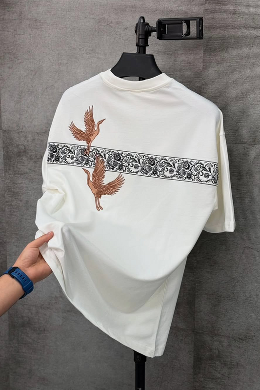 Wandering Wings T-shirt - Oversized